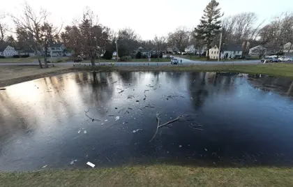 โธ Sturges Park Skating Rink Vandalized