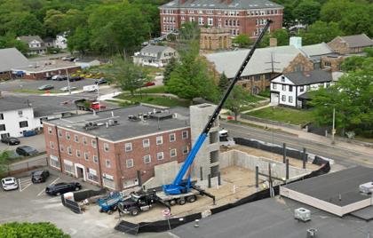 ๐๏ธ Crane Work at 18 Woburn Street
