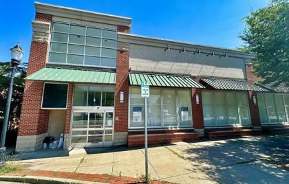 💵 Former Walgreens Slated to Become a Dollar Tree