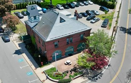 πͺ§ Pleasant Street Center Open House Today