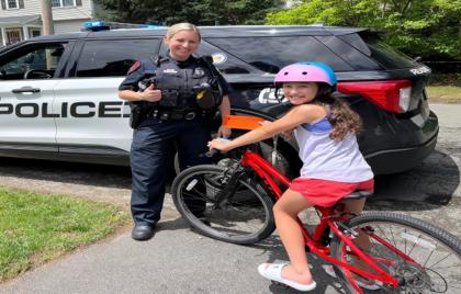 🚲 Reading Police to Reward Kids Riding with Helmets On