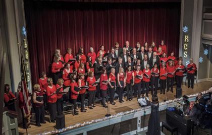 🎶 Reading Community Singers – Holiday Concert at 7:30pm