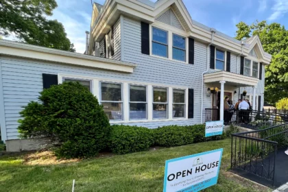 Lowell House Reading MA