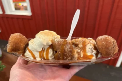 Cal's Creamery Apple Cider Donut Sundae