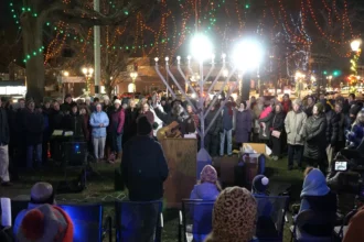 Reading Ma Menorah Lighting 2022